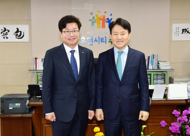 염태영 시장·이금로 수원고등검찰청 검사장, 협력 약속