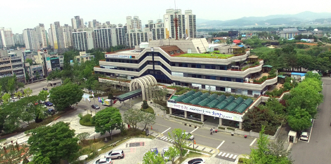 아산시청사 전경