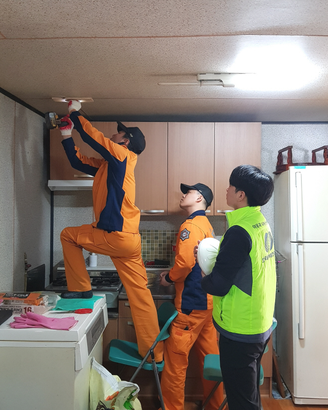 안동소방서, 희망마을 자동확산소화기 설치
