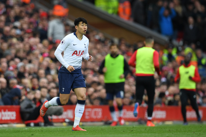 FBL-ENG-PR-LIVERPOOL-TOTTENHAM <YONHAP NO-0958> (AFP)