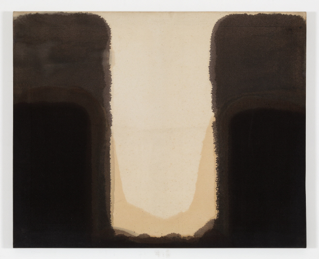 윤형근, 청다색, 1975, 면포에 유채, 80.6x100cm