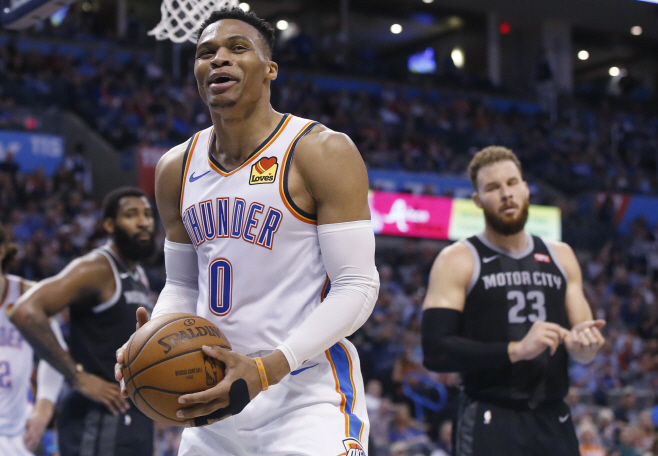 Pistons Thunder Basketball <YONHAP NO-2137> (AP)