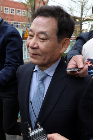 징역 2년 구형받은 윤장현 전 광주시장