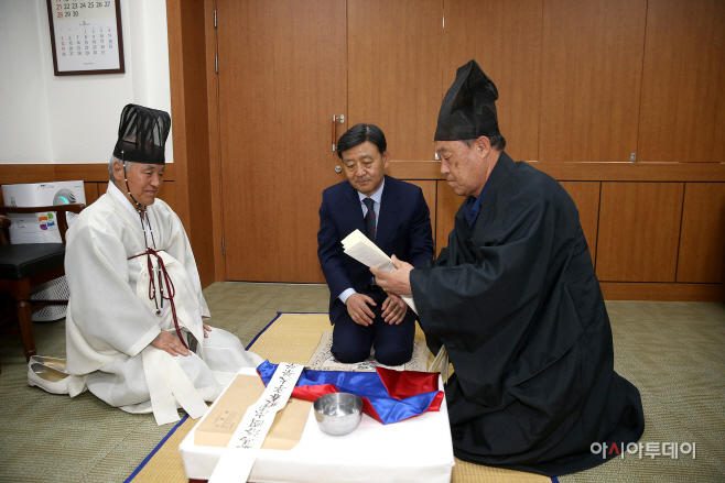 4.10 허성곤 김해시장, 가락국시조대왕 춘향대제 봉행2