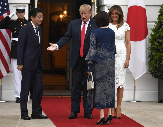 TRUMP JAPAN ABE