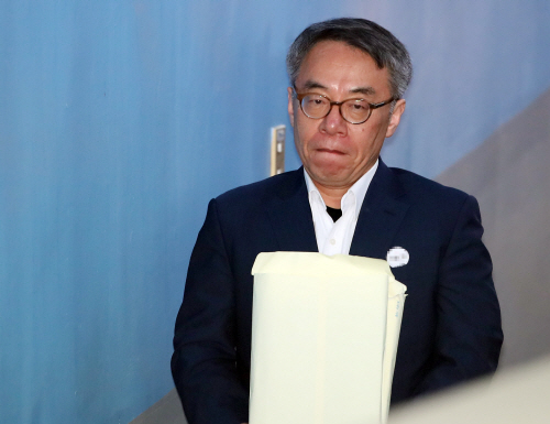 임종헌, 연이틀 법정으로