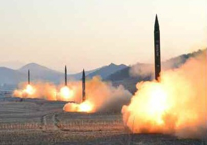 북한, 탄도미사일 발사훈련 사진 공개<YONHAP NO-1136>