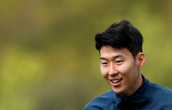 FBL-EUR-C1-TOTTENHAM-TRAINING <YONHAP NO-5013> (AFP)