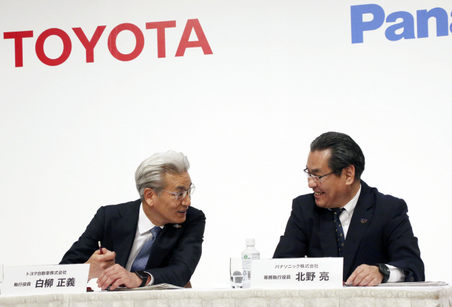 Japan Toyota Panasonic <YONHAP NO-3975> (AP)