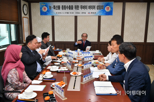 청도두바이바이어면담