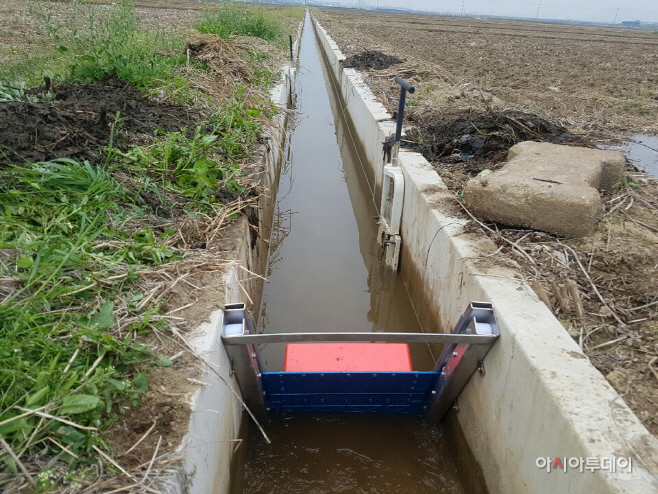 농민들에게 새로운 희망 ‘부력 제수문’...