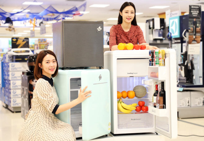 일렉트로맨 냉장고 1