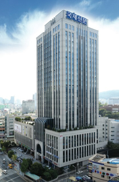 [롯데자산개발 사진자료] 부산 국제빌딩 전경