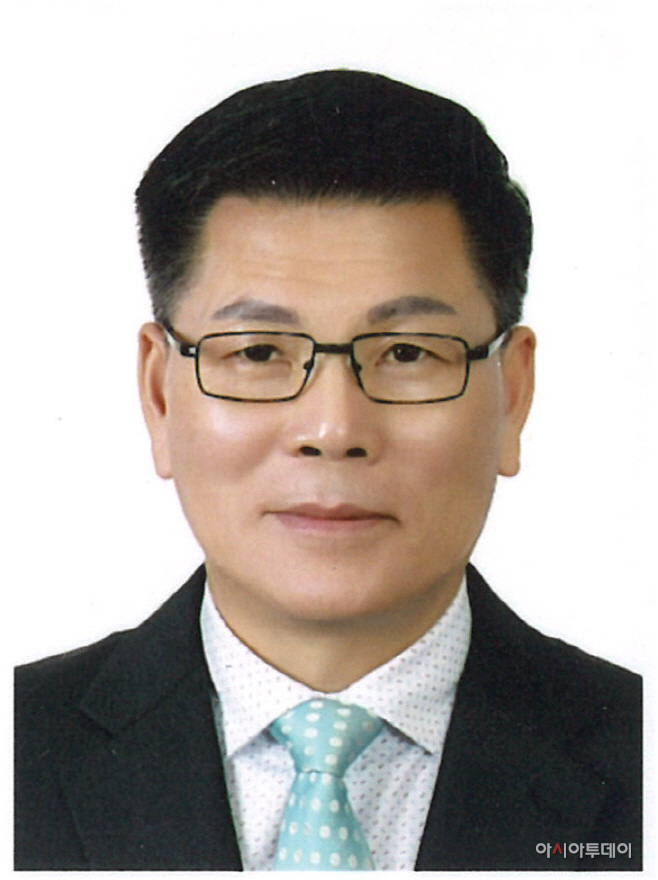 3.운영위원장 전용균(산업건설위원회)