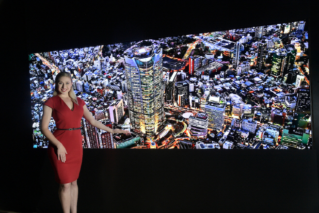 LG Electronics (HQ) + InfoComm 2019