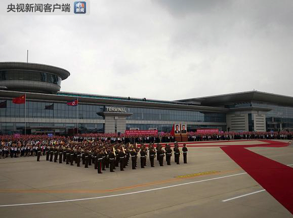 시진핑 환영 의식을 위해 대기 중인 북한 의장대