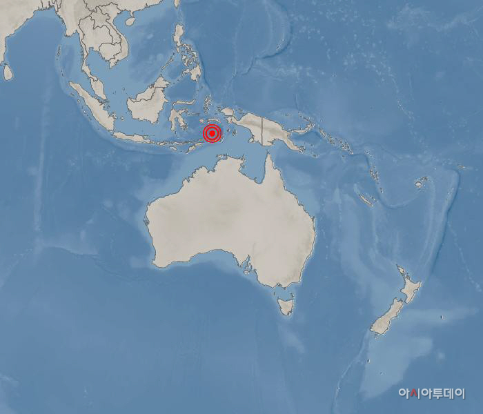 인도네시아 말루쿠주 암본 남남동쪽 319km 해역서 규모 7.3 지진