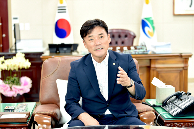 윤경희 청송군수 (1)