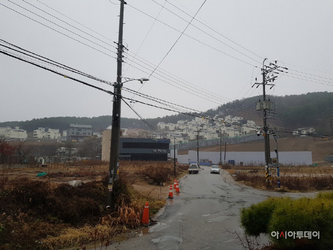성복동 도로