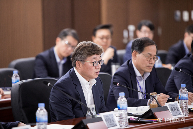 2019 KOGAS 혁신위원회에서 발언하는 채희봉 가스공사 사장