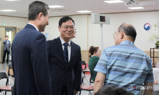 방문1