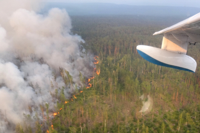 RUSSIA-FIRE-FORESTS <YONHAP NO-2211> (AFP)