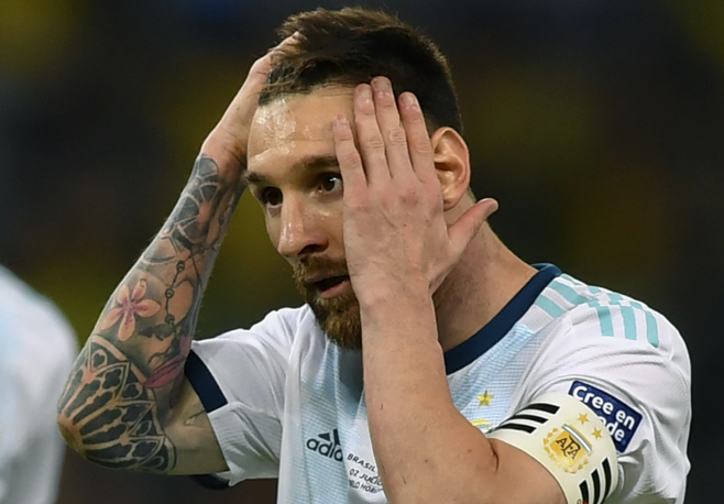 FILES-FBL-CONMEBOL-MESSI-SANCTION <YONHAP NO-0802> (AFP)