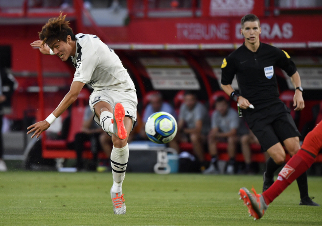 FBL-FRA-LIGUE1-DIJON-BORDEAUX <YONHAP NO-0371> (AFP)