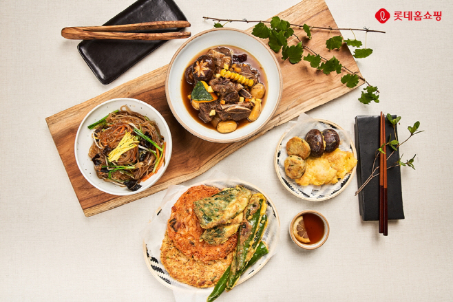 [사진 2] 롯데홈쇼핑 '홍진경 한상차림 세트' 이미지
