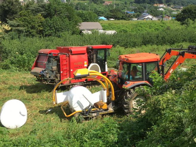 남양주시, 농업기계 지원으로 축산농가 걱정 해결