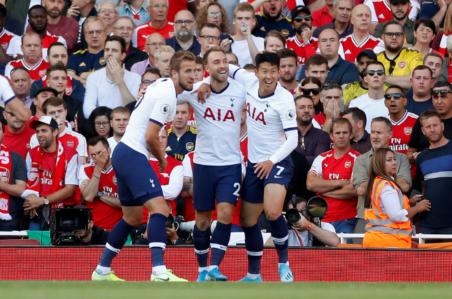 SOCCER-ENGLAND-A... <YONHAP NO-0586>via Reuters)