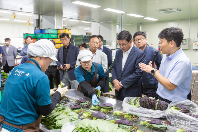 청양군, 금산군 만인산농협유통센터 활동사례 벤치마킹1