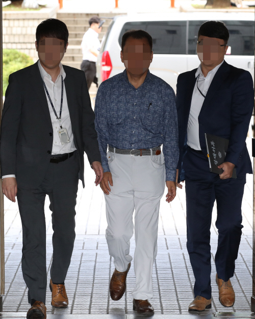 '조국 가족펀드' 투자처 대표 영장실질심사