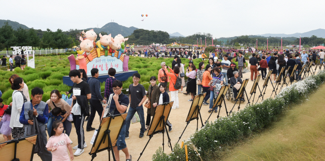전국적으로 명성얻어 매년 7, 80만이 다녀가는 양주 나리공원