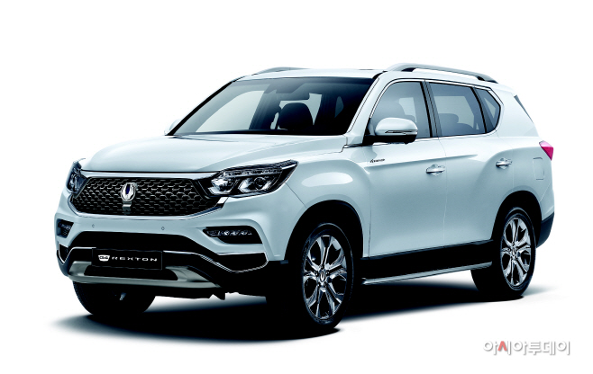 G4_Rexton