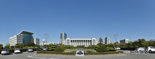 학교 전경