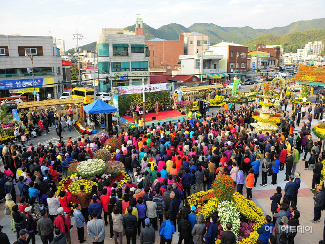 예산군, 가을 품은 ‘제3회 예산장터삼국축제’ 개최