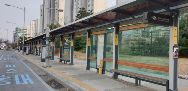 광역버스 환승거점 정류소 사진