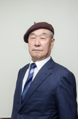김광규 심사위원장