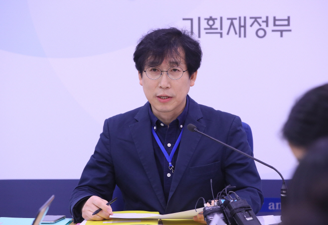 정동욱 통계청 과장