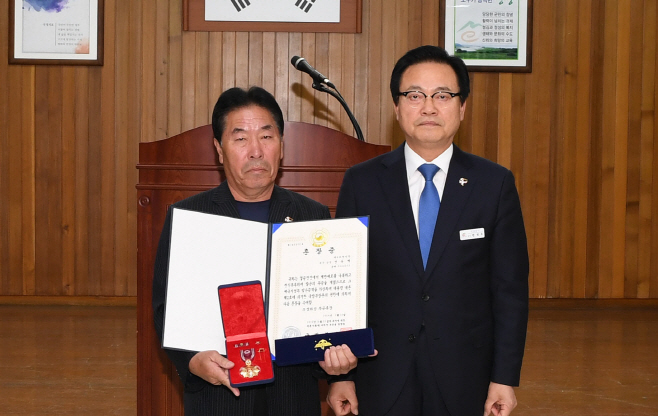 화랑무공훈장 전수 (1)