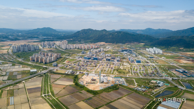 5일(내포신도시 전경)