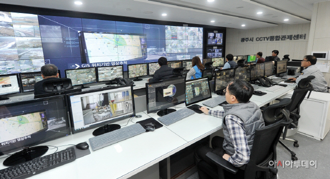 ‘신속한 CCTV 모니터링으로 자살기도자 구호 일조’