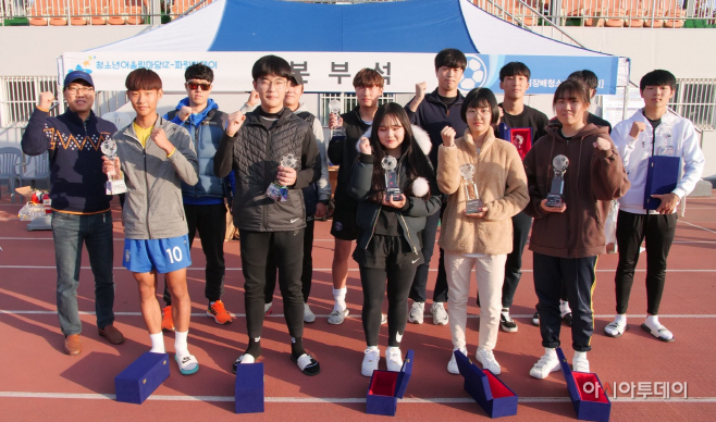 풋살 수상팀 단체사진