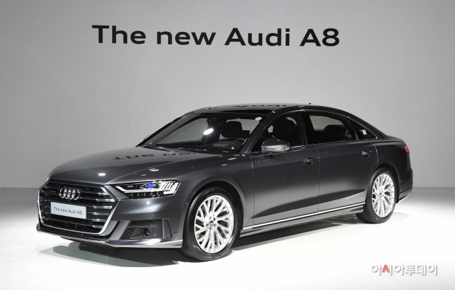 사진 3_더 뉴 아우디 A8 L 55 TFSI 콰트로
