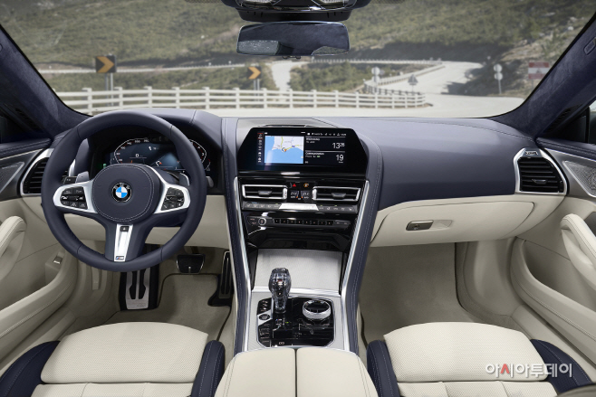 사진-BMW 뉴 8시리즈 (3) (1)