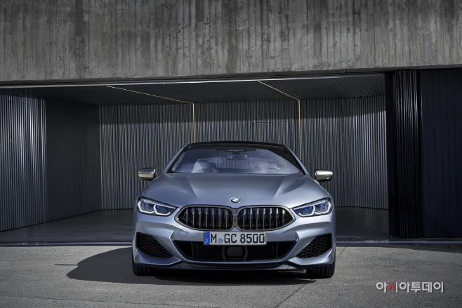 사진-BMW 뉴 8시리즈 (2) (1)