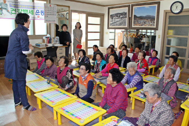 서후면_한글교실_수업장면)