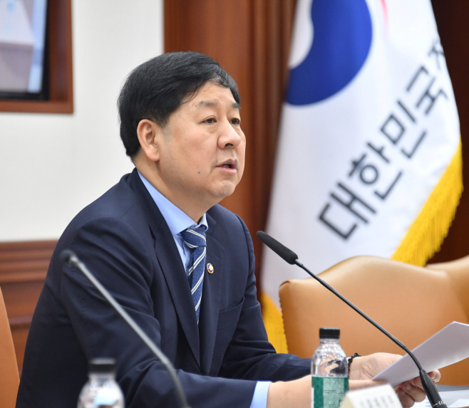 구윤철 2차관