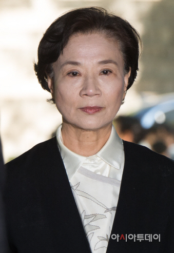 [포토]첫 공판 출석한 이명희